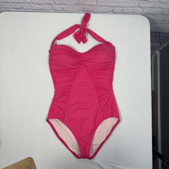 Tommy Bahama Other - Tommy Bahama Swimsuit Women 6 Ruched Top Side Shirred Halter One-Piece Pink